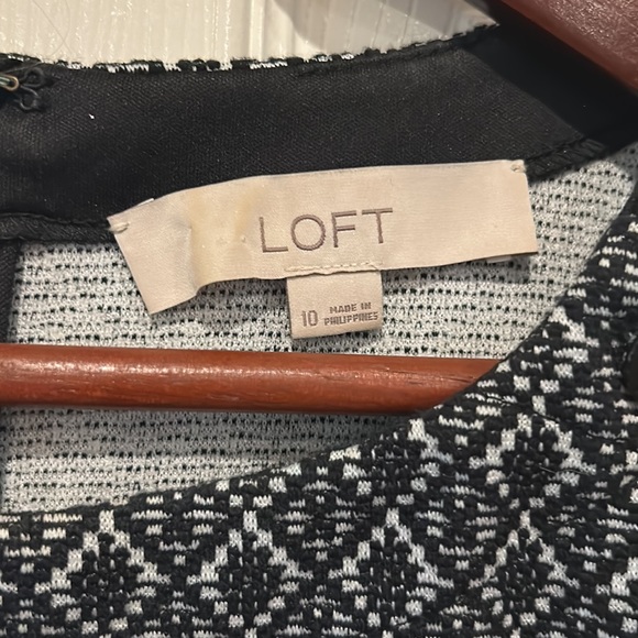 Loft Shift Dress - Size M EUC - Picture 2 of 2